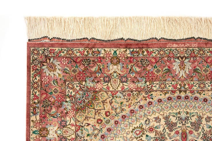 Detail image of 3' 3 x 4' 9 Ghom Silk Rug