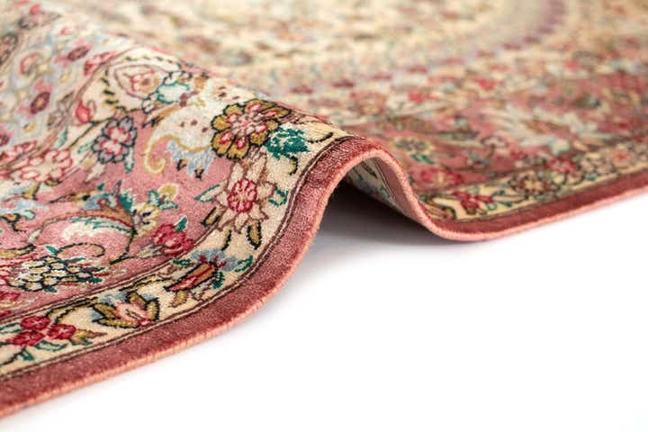 3' 3 x 4' 9 Ghom Silk Rug