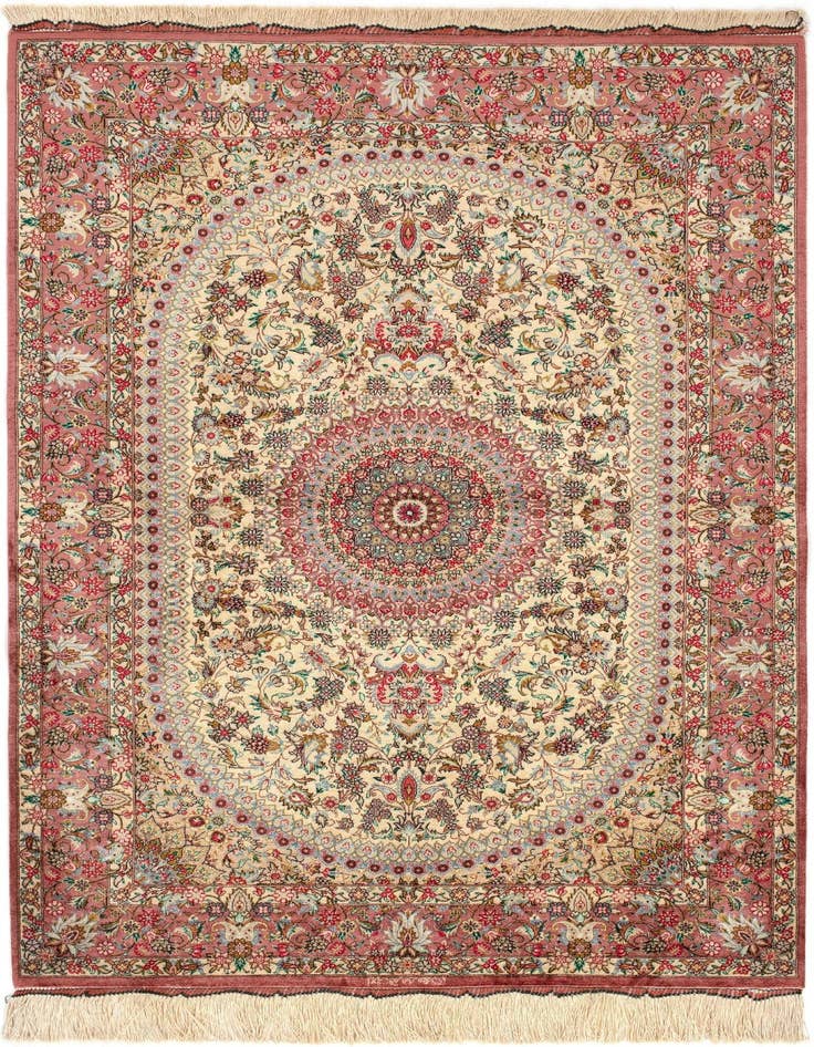 Detail image of 3' 3 x 4' 9 Ghom Silk Rug
