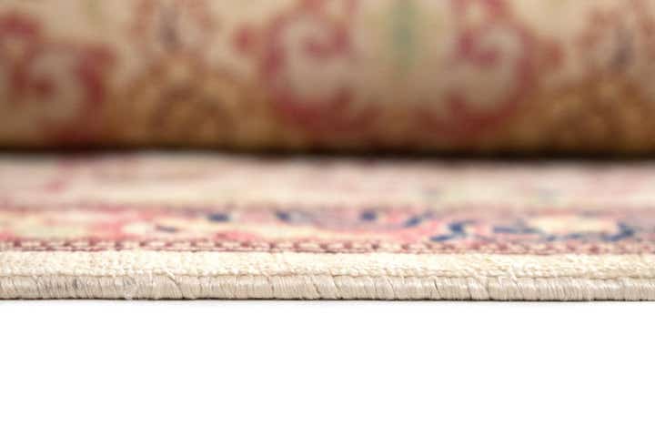4' 2 x 6' 6 Ghom Silk Rug