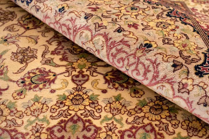 4' 2 x 6' 6 Ghom Silk Rug