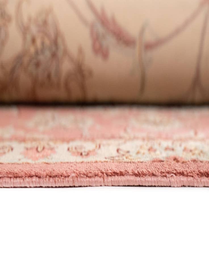 Detail image of 4' 4 x 6' 8 Ghom Silk Rug