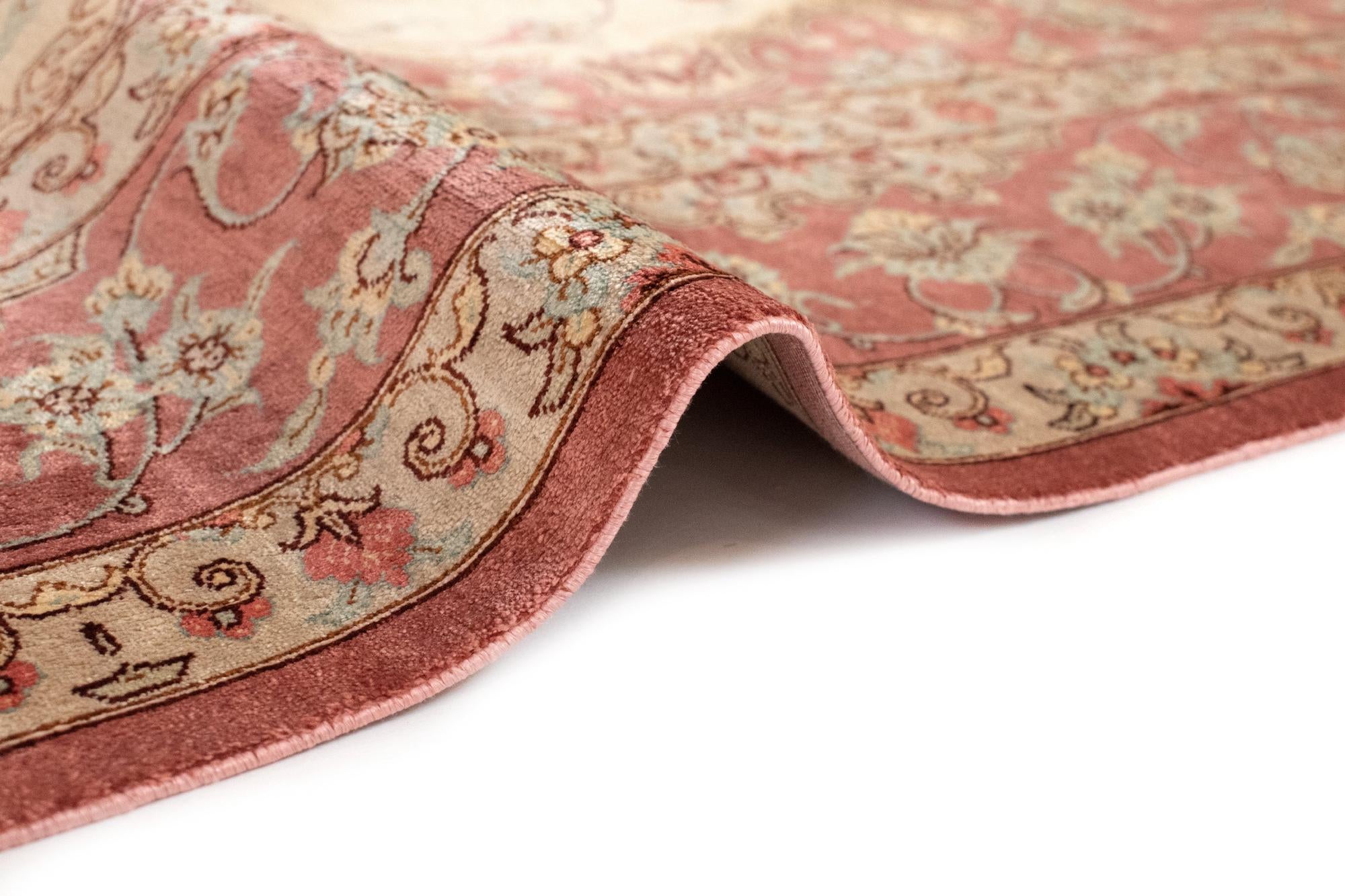 4' 4 x 6' 8 Ghom Silk Rug
