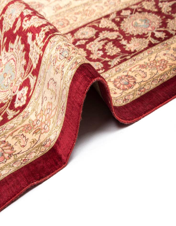 Detail image of 9' 9 x 13' 3 Ghom Silk Rug