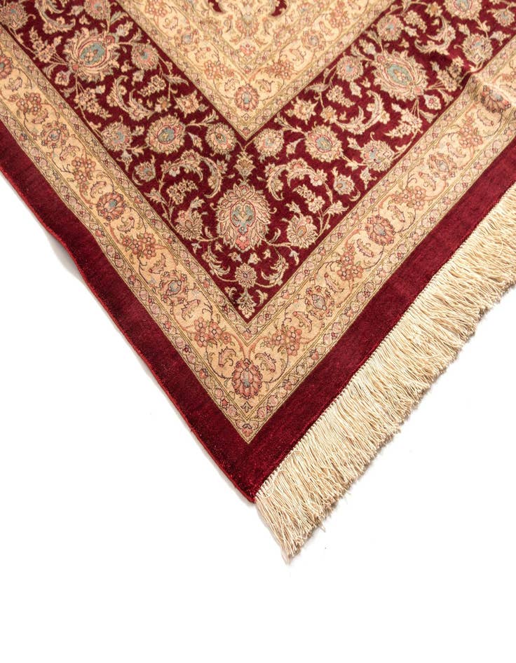 Detail image of 9' 9 x 13' 3 Ghom Silk Rug