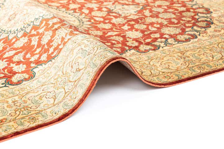 2' 7 x 4' Ghom Silk Rug