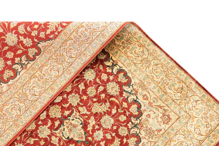 Detail image of 2' 7 x 4' Ghom Silk Rug