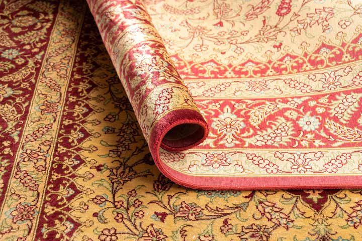 2' 7 x 3' 11 Ghom Silk Rug