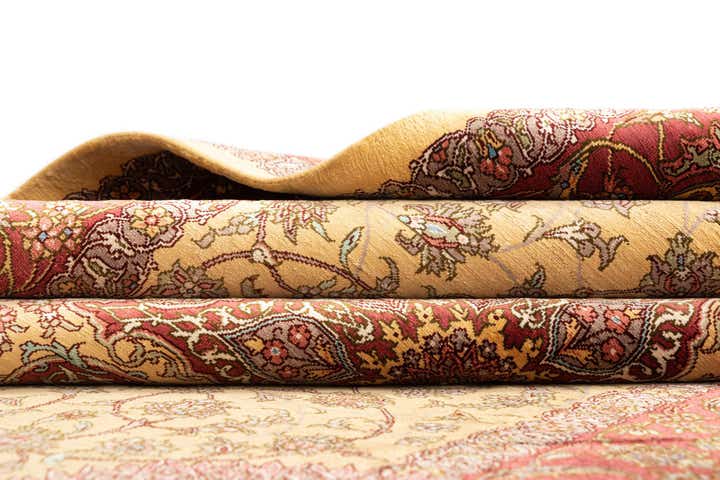 3' 4 x 4' 11 Ghom Silk Rug