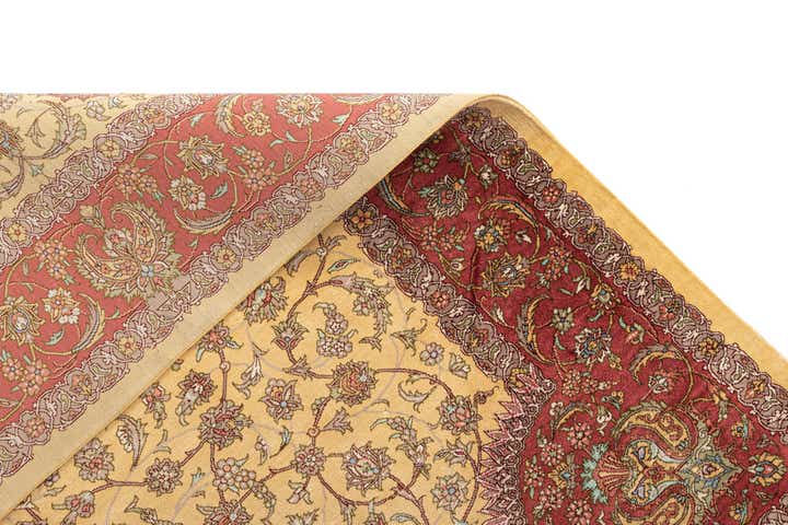 3' 4 x 4' 11 Ghom Silk Rug