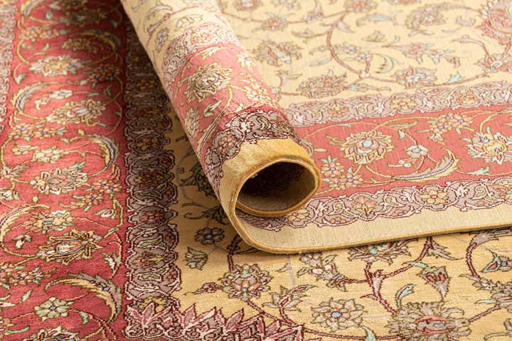 3' 4 x 4' 11 Ghom Silk Rug