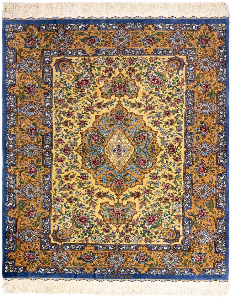 Detail image of 3' 4 x 5' Ghom Silk Rug