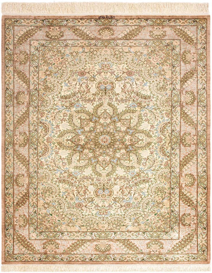 Detail image of 3' 3 x 4' 11 Ghom Silk Rug