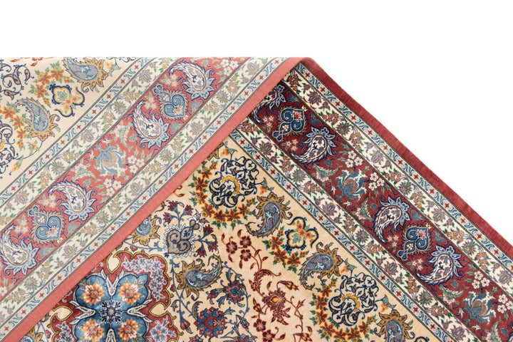 130cm x 200cm Ghom Silk Rug