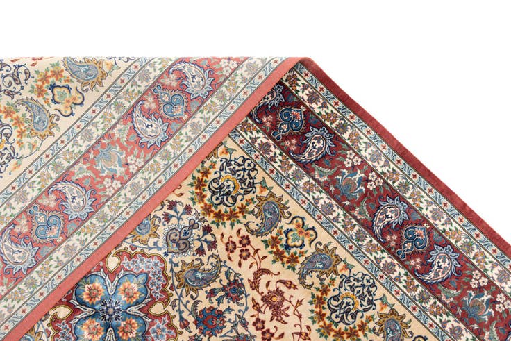 Detail image of 130cm x 200cm Ghom Silk Rug