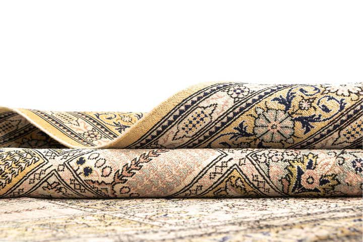 95cm x 155cm Ghom Silk Rug