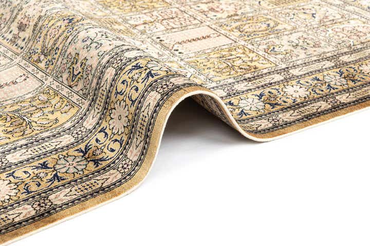 95cm x 155cm Ghom Silk Rug