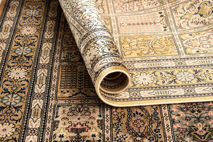 95cm x 155cm Ghom Silk Rug