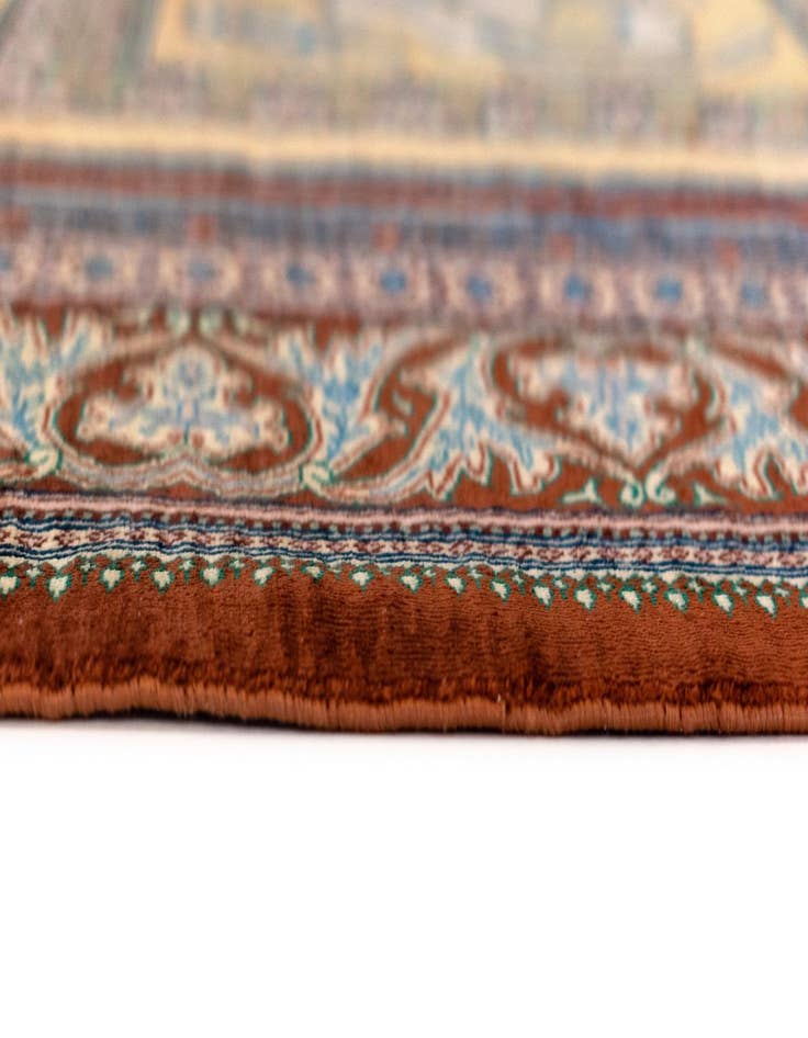 Detail image of 4' 4 x 6' 9 Ghom Silk Rug
