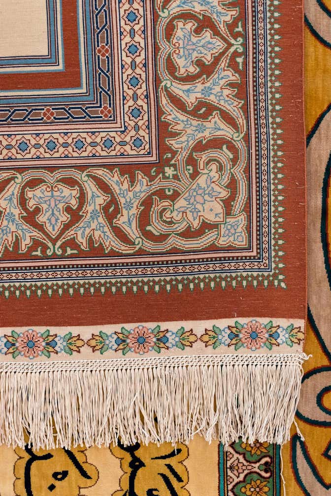 4' 4 x 6' 9 Ghom Silk Rug