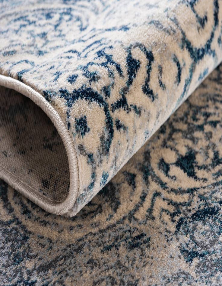 Detail image of 4' x 6' Gossamer Rug