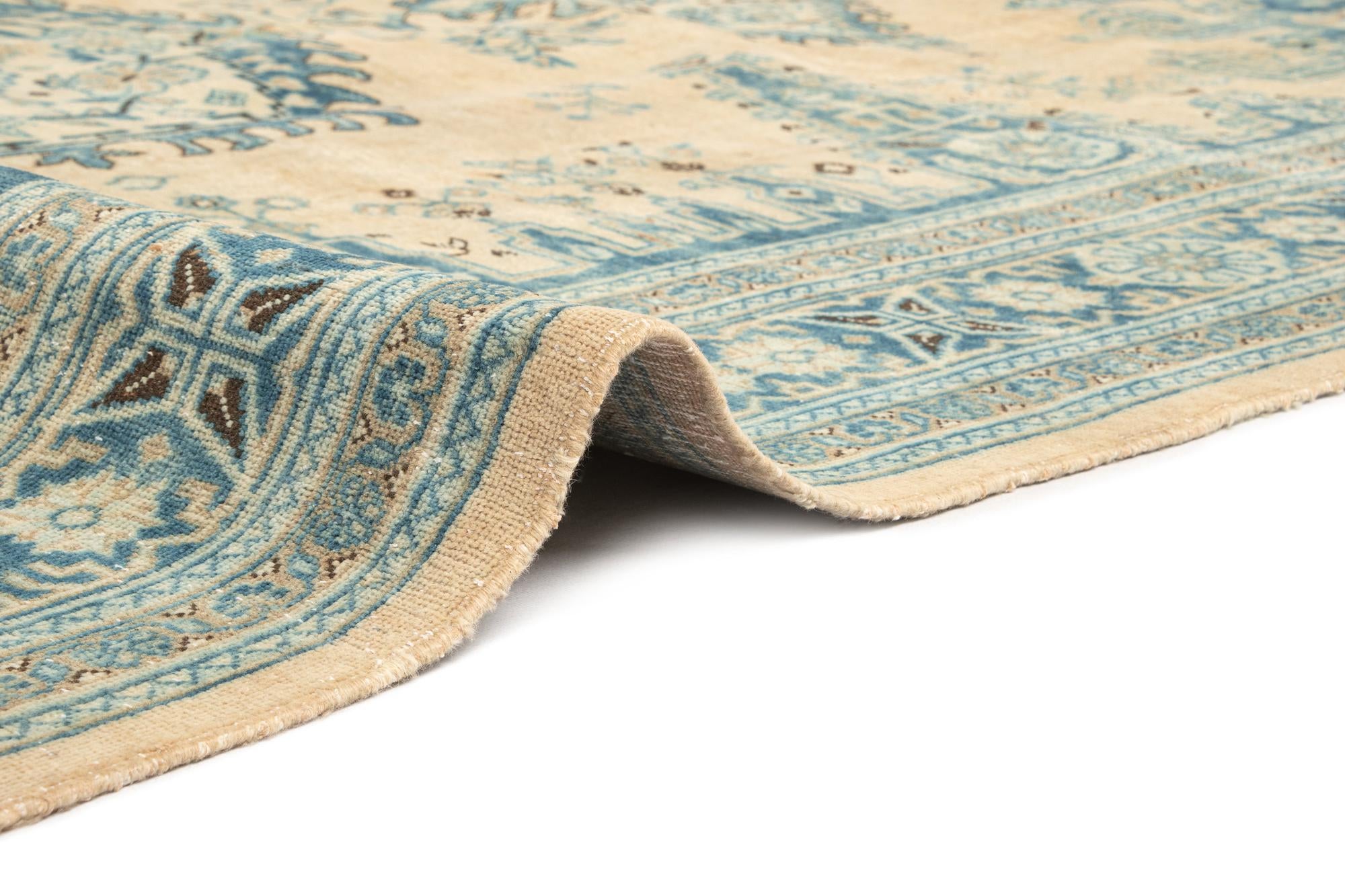 7' 2 x 11' 1 Hamedan Wool Rug