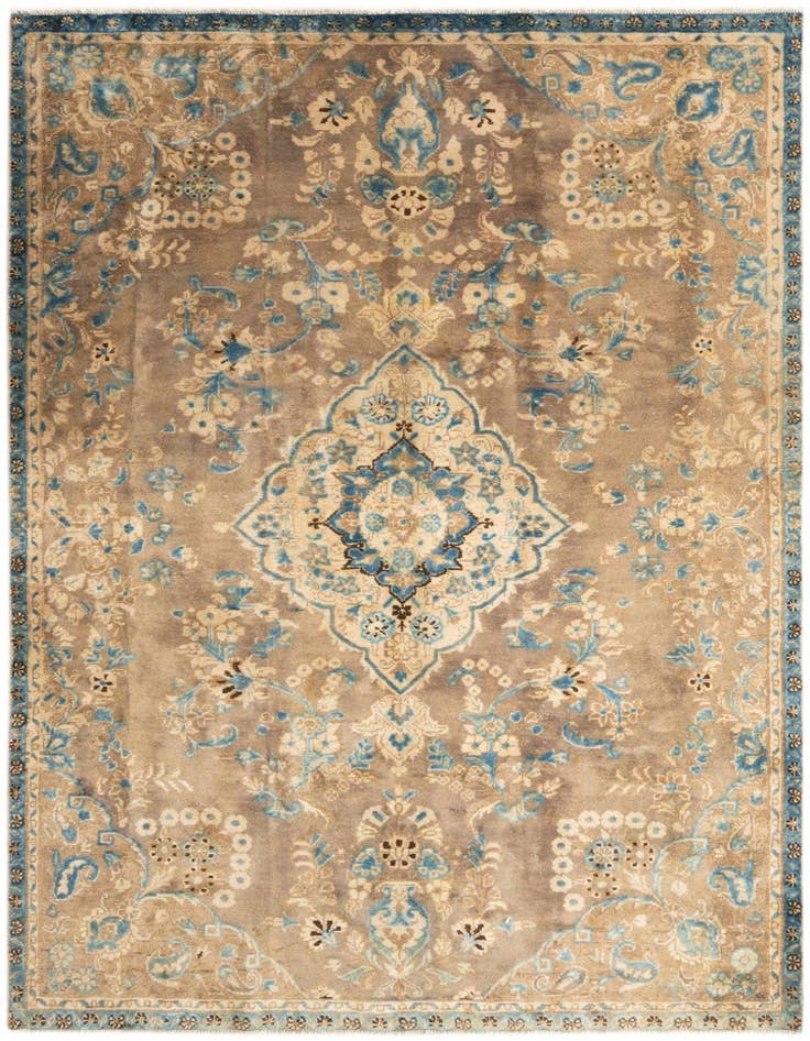 Detail image of 5' 6 x 8' 3 Hamedan Rug