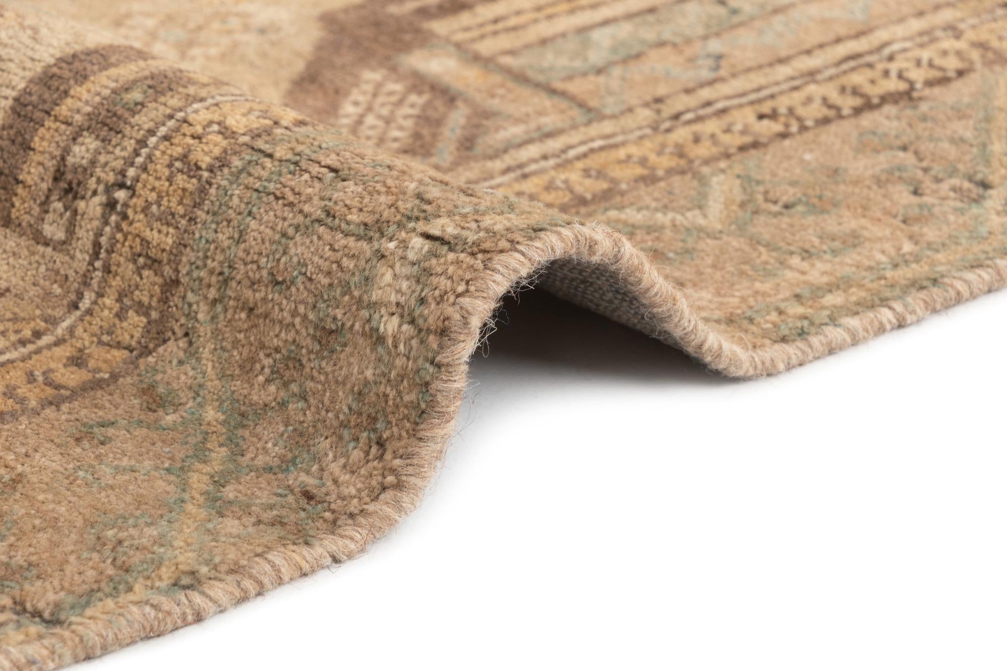 3' 10 x 8' 10 Hamedan Rug