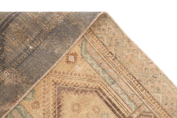 Detail image of 3' 10 x 8' 10 Hamedan Rug