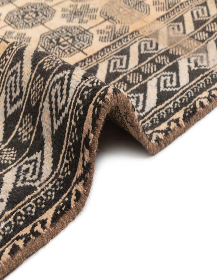 Detail image of 3' 7 x 6' 10 Hamedan Rug