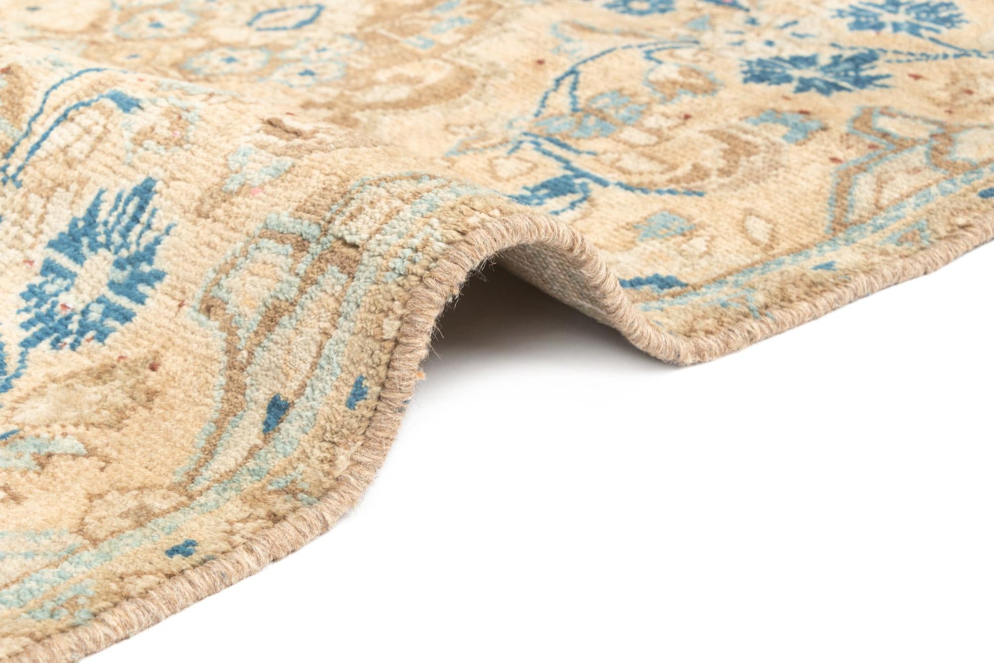 3' 2 x 5' 7 Hamedan Rug