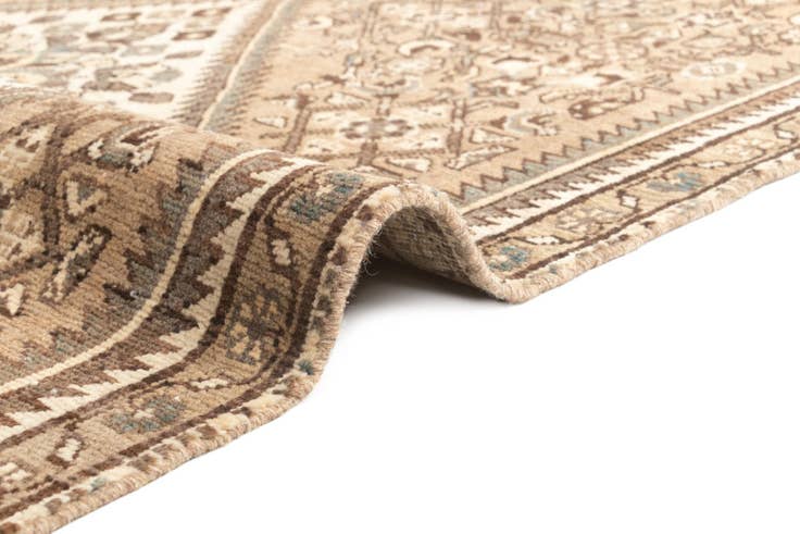 Detail image of 3' 8 x 9' 4 Hamedan Rug