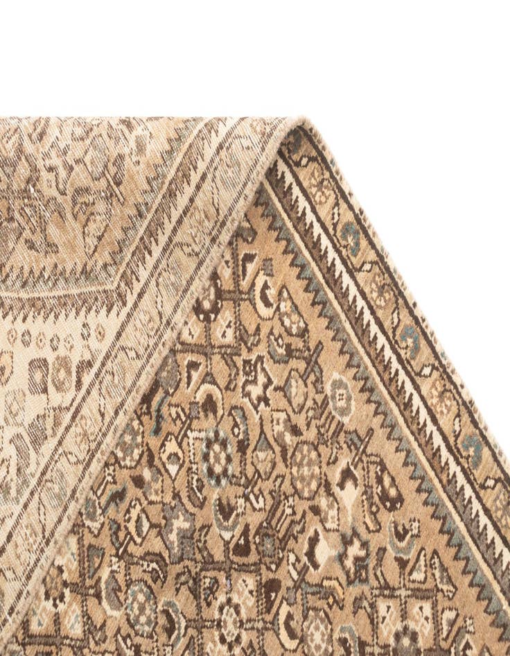 Detail image of 3' 8 x 9' 4 Hamedan Rug