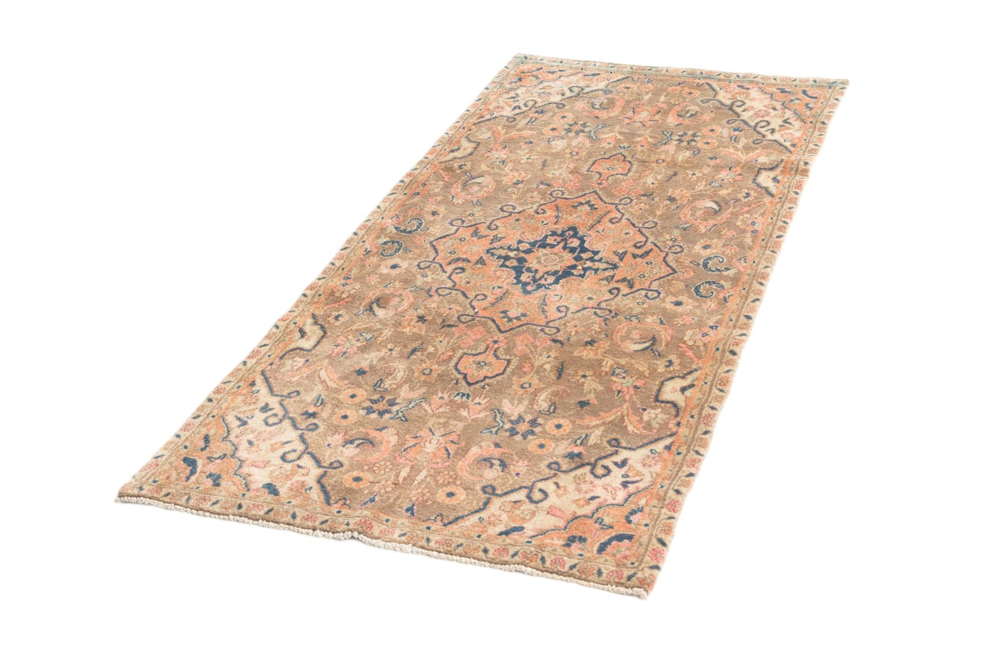 3' 1 x 6' 3 Hamedan Rug