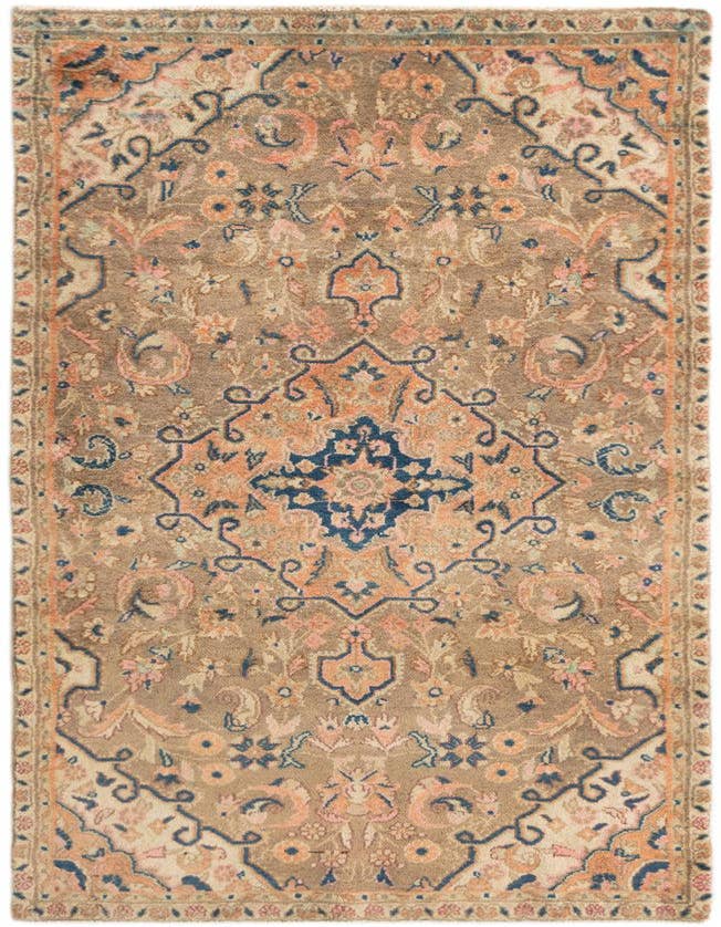 Detail image of 3' 1 x 6' 3 Hamedan Rug