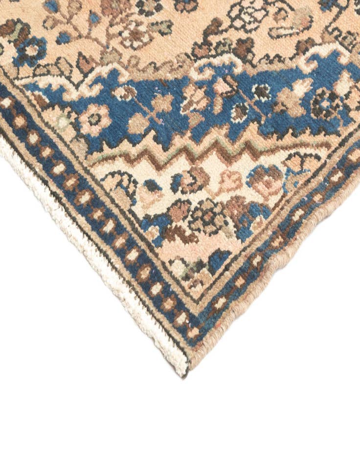 Detail image of 4' 11 x 8' 1 Hamedan Rug