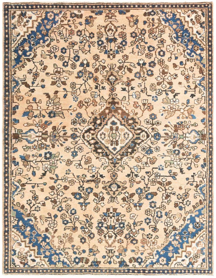 Detail image of 4' 11 x 8' 1 Hamedan Rug