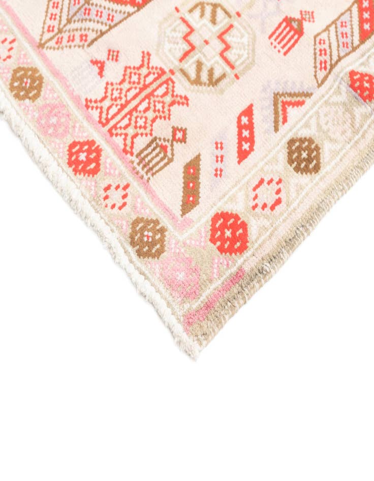 Detail image of 4' 1 x 8' 4 Hamedan Rug