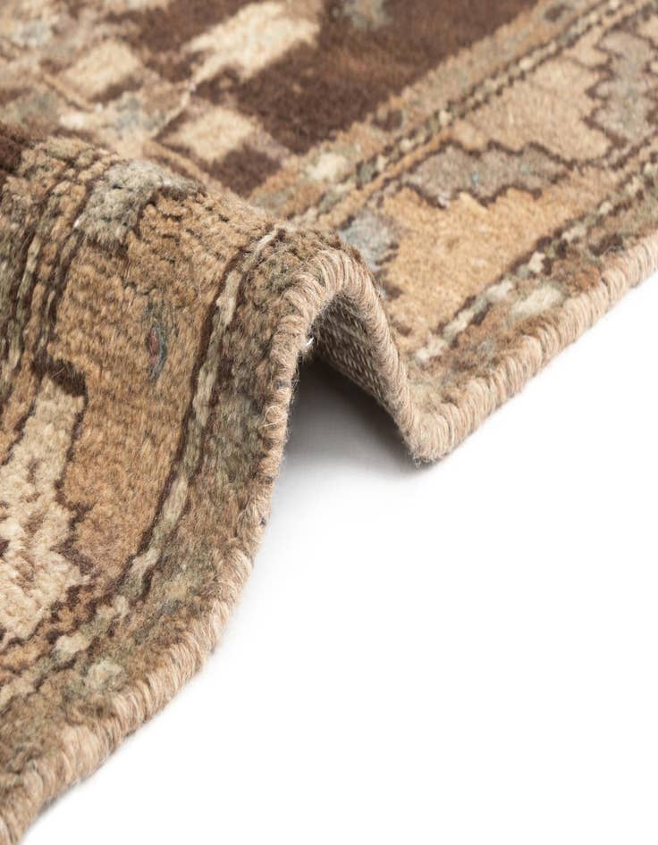 Detail image of 3' 4 x 7' 2 Hamedan Rug