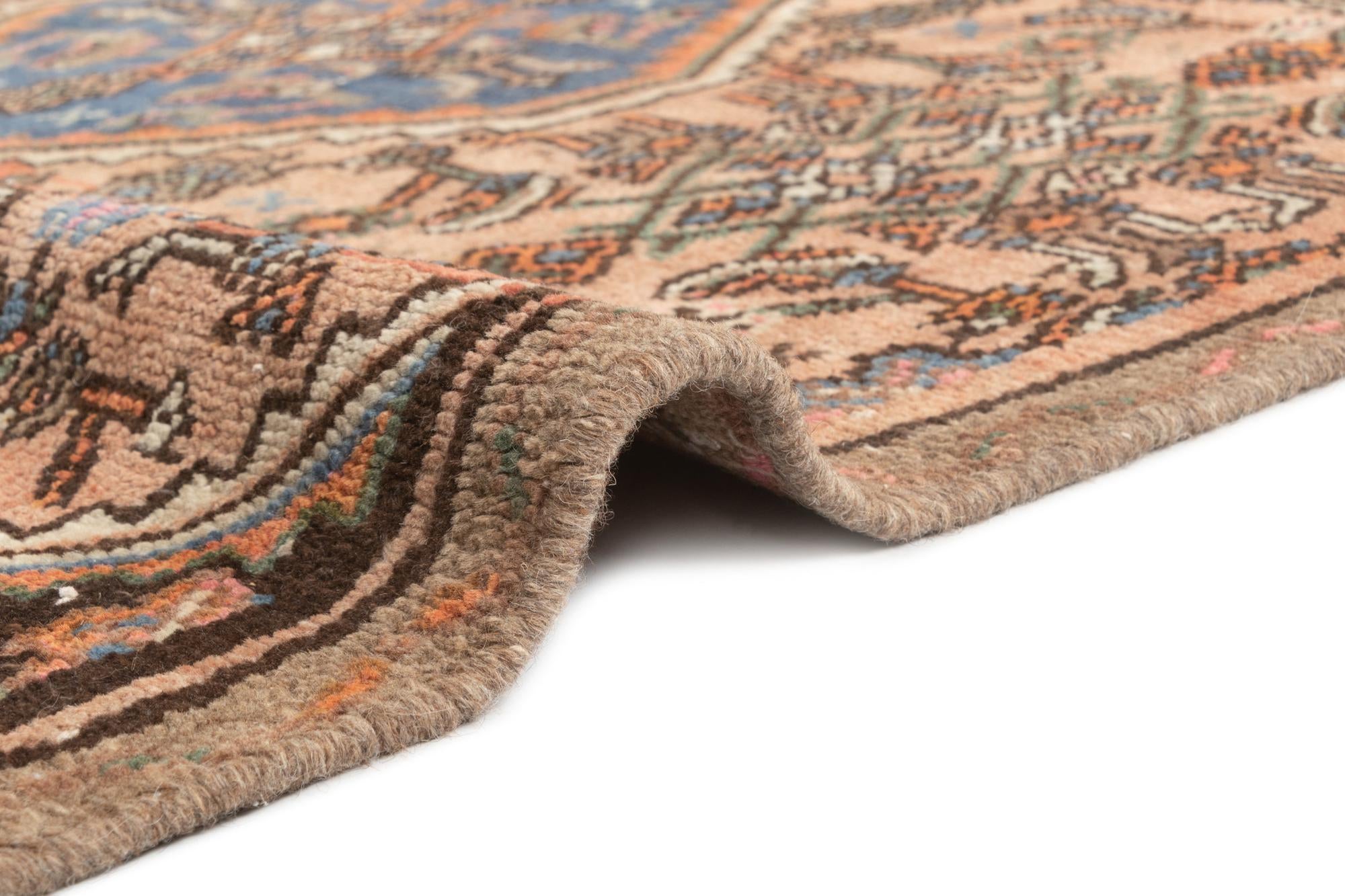 4' 4 x 7' 9 Hamedan Rug