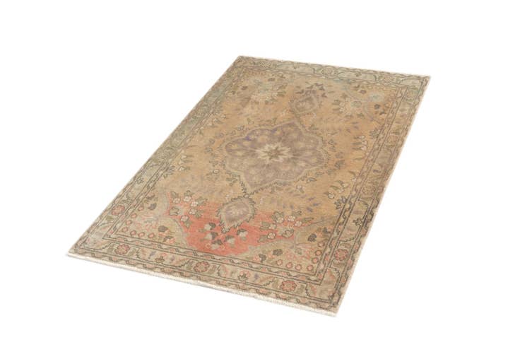 Detail image of 3' 1 x 4' 10 Hamedan Rug