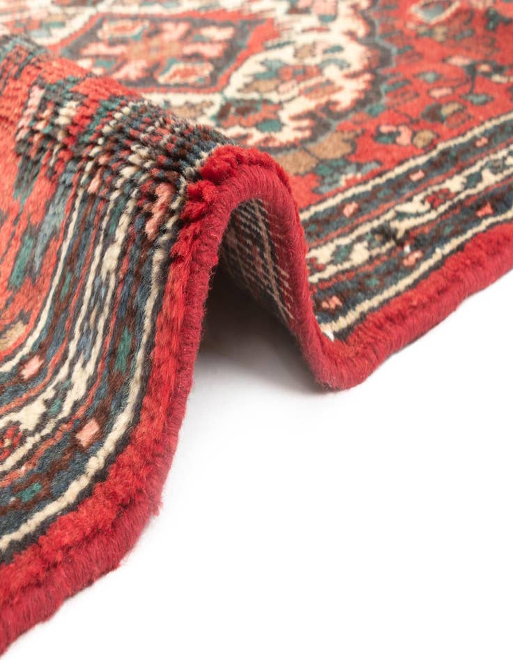 Detail image of 3' 4 x 8' 2 Hamedan Rug