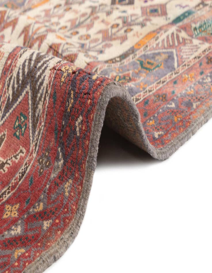 Detail image of 3' 1 x 6' 2 Hamedan Rug
