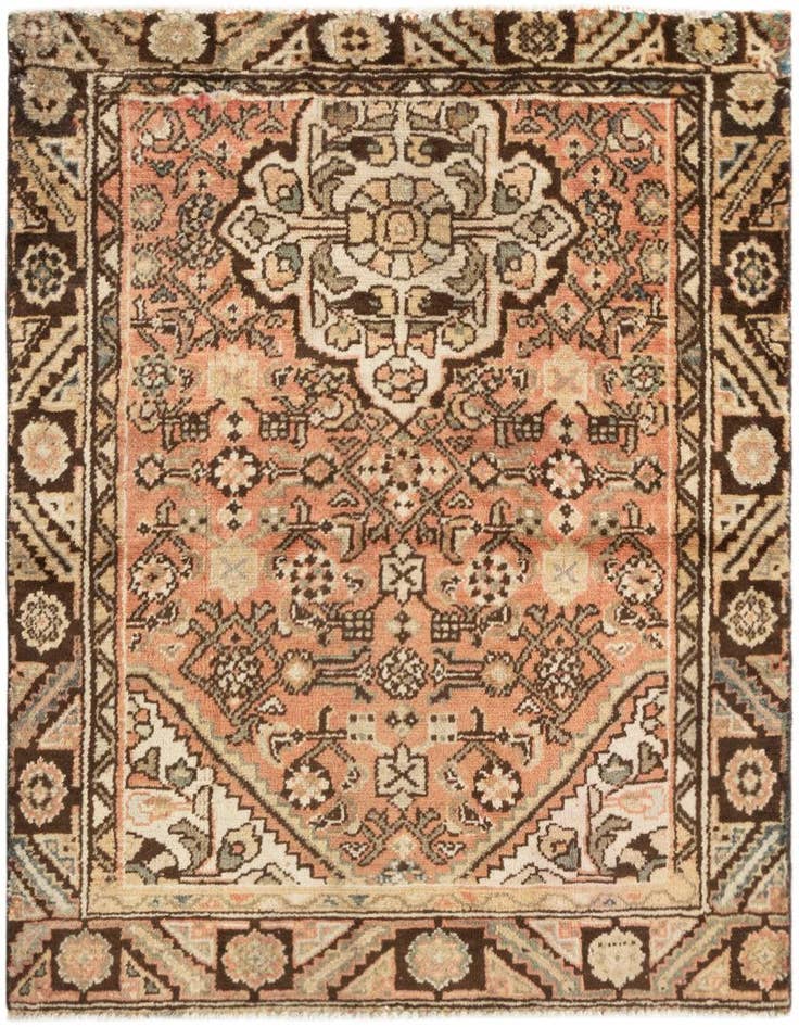 Detail image of 3' 4 x 4' 2 Hamedan Rug