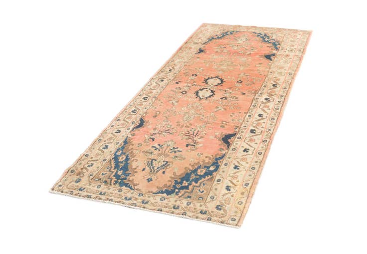 Detail image of 3' 3 x 8' Hamedan Rug