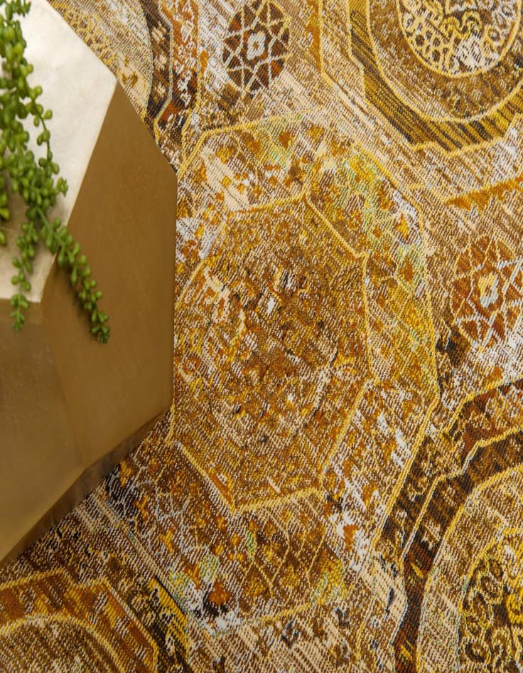 Detail image of 4' 3 x 6' Havana Rug