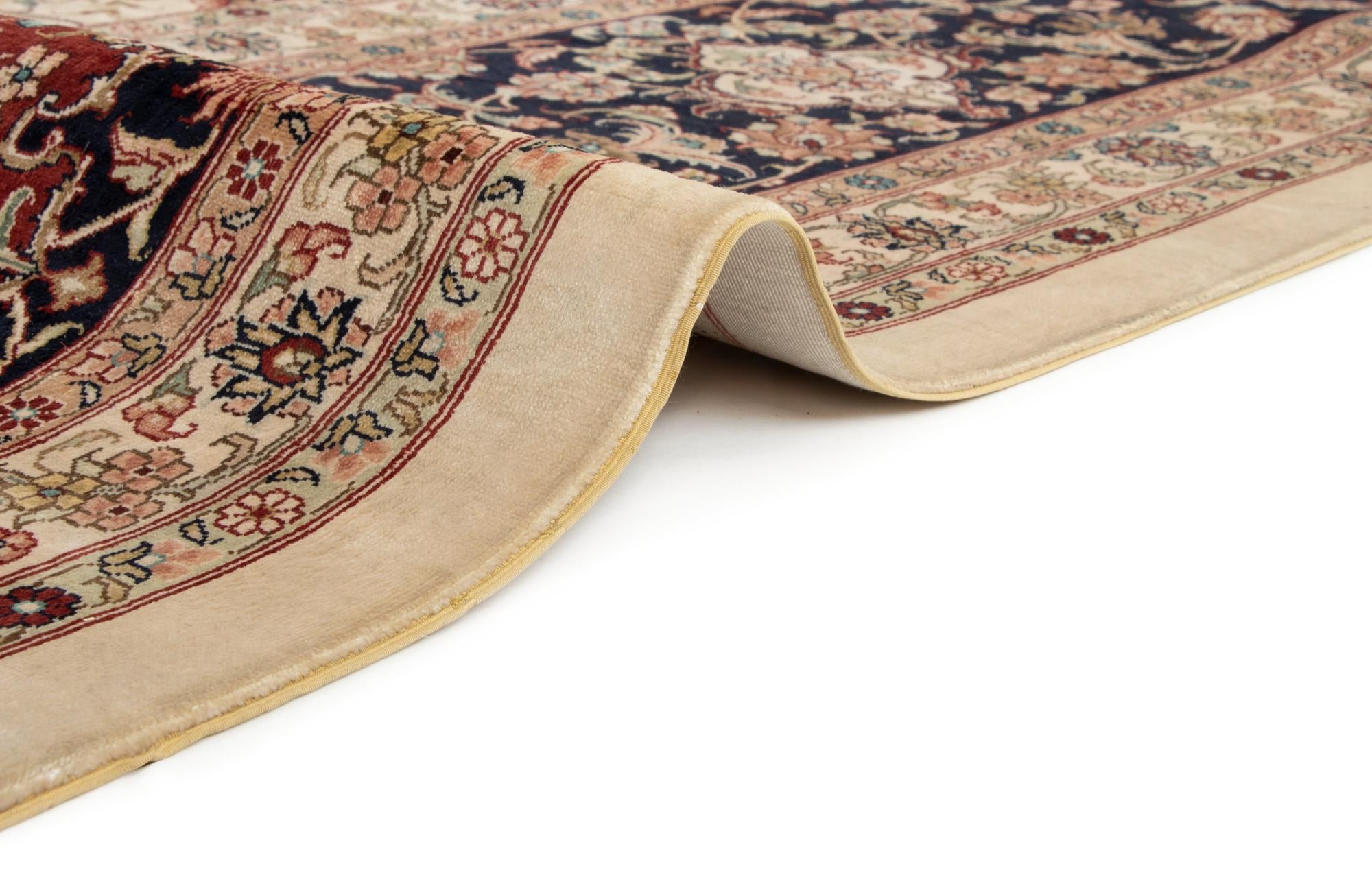 9' 1 x 12' 2 Hand Knotted Hereke Rug