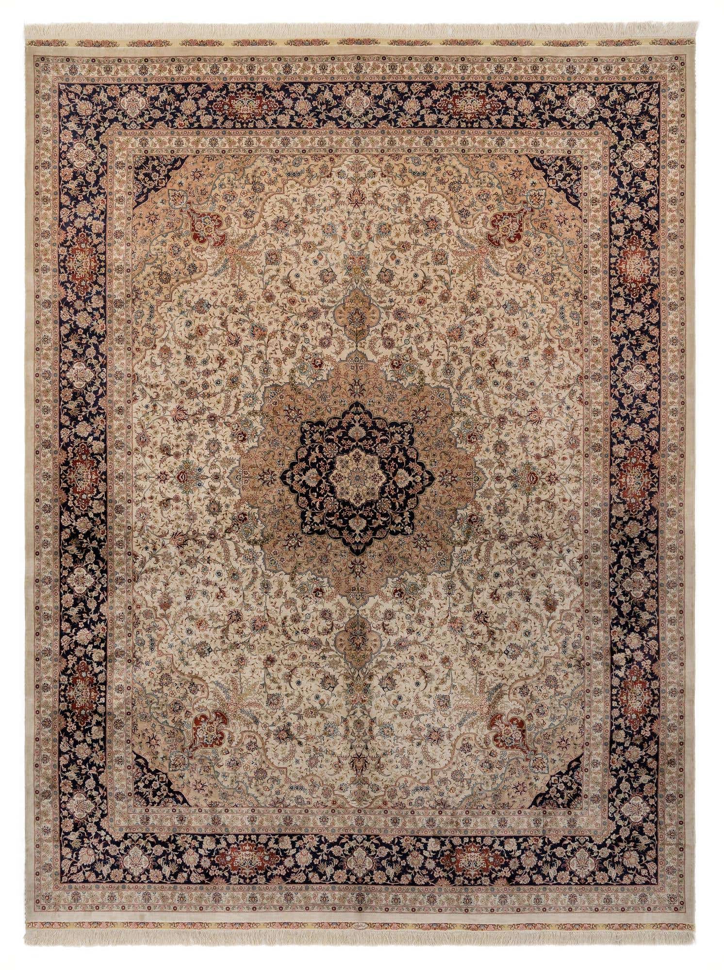 9' 1 x 12' 2 Hand Knotted Hereke Rug