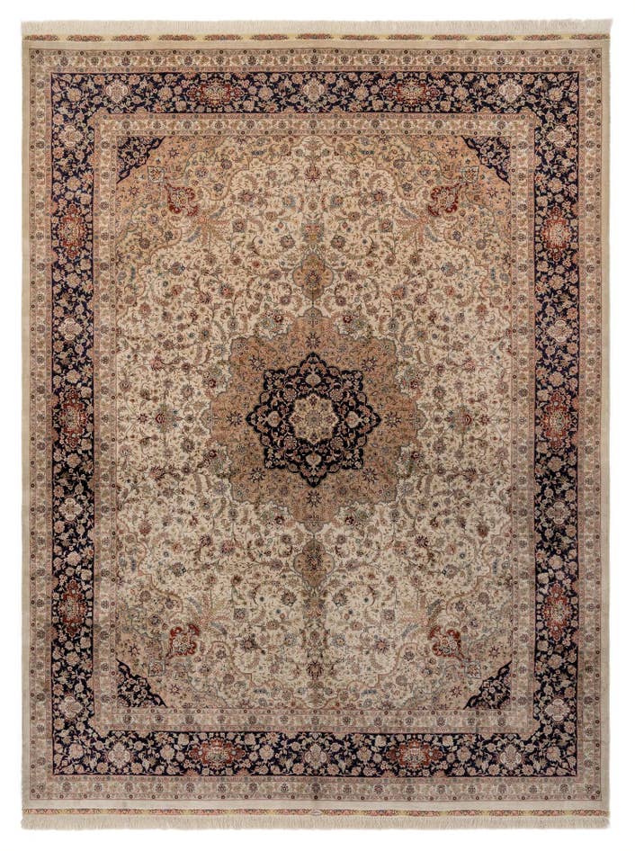 Detail image of 9' 1 x 12' 2 Hand Knotted Hereke Rug
