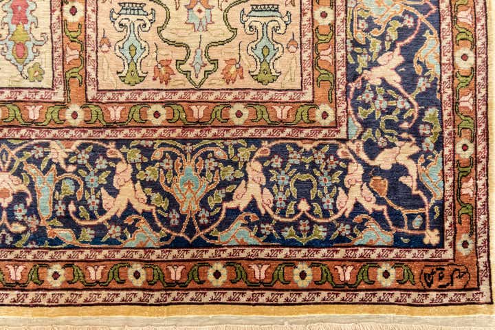 2' 8 x 4' 5 Hereke Silk Rug